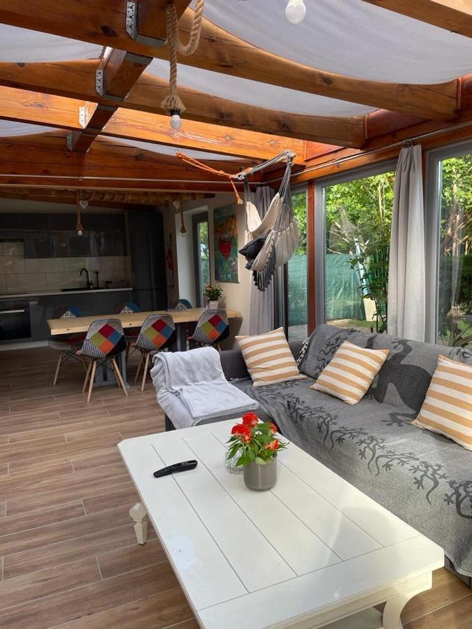 Ferienhaus 1 レバル エクステリア 写真